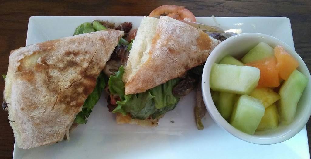 Izzy’s Restaurant and Catering | restaurant | 850 N Walnut St, Batesville, IN 47006, USA | 8129324999 OR +1 812-932-4999