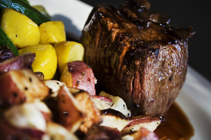The Black Marlin | restaurant | 560 El Camino Real, Tustin, CA 92780, USA | 7149297427 OR +1 714-929-7427