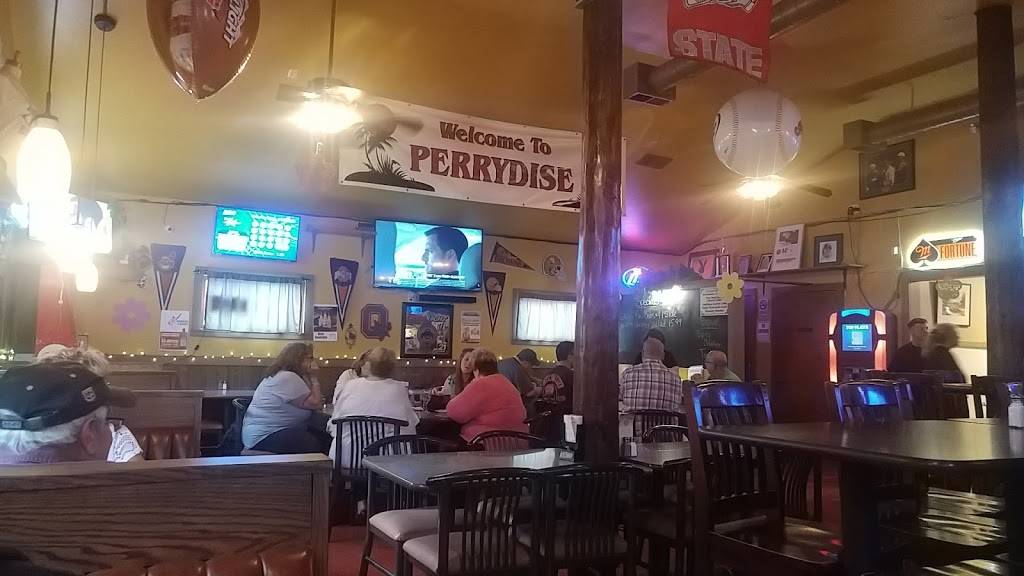 Sammy Ks Steak House | restaurant | 4706 N Ridge Rd, Perry, OH 44081, USA | 4402595050 OR +1 440-259-5050