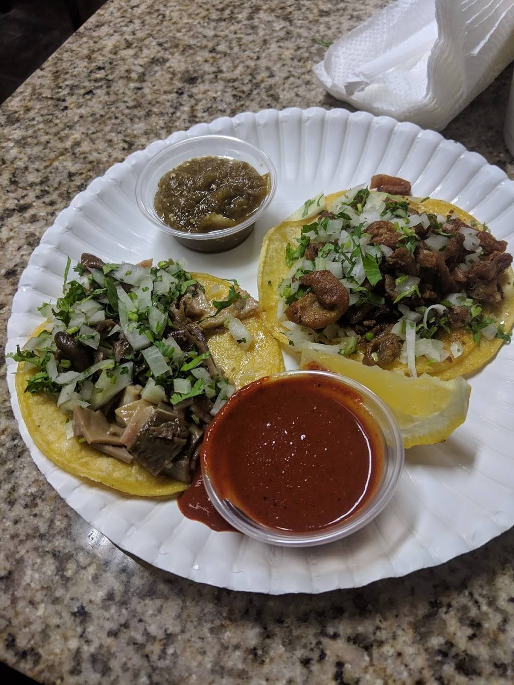Goyos Tacos | restaurant | 18793 Valley Blvd, Bloomington, CA 92316, USA | 9098739040 OR +1 909-873-9040
