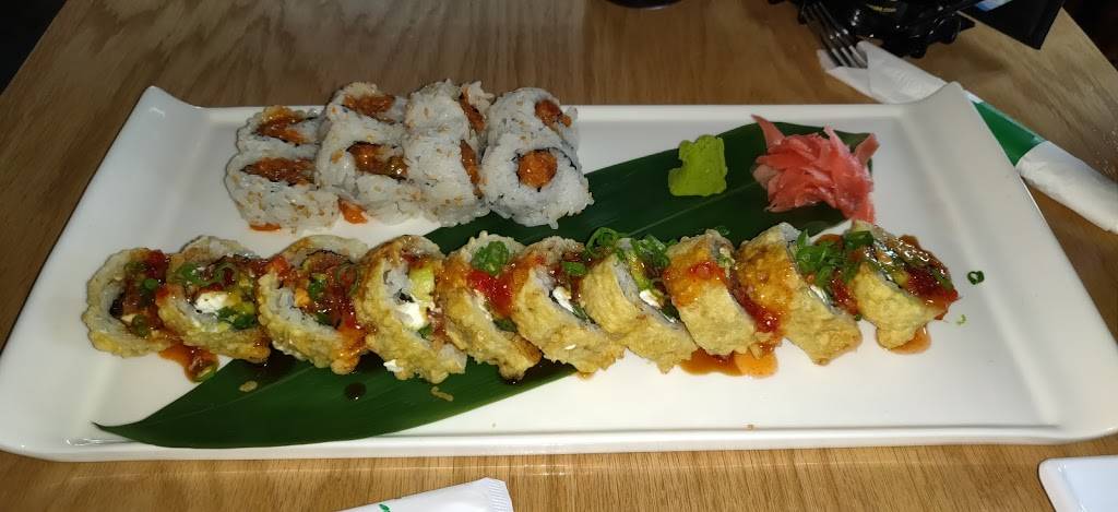 Blue Coast Asian Cuisine | restaurant | 8298 Champions Gate Blvd, Davenport, FL 33896, USA | 4074792023 OR +1 407-479-2023