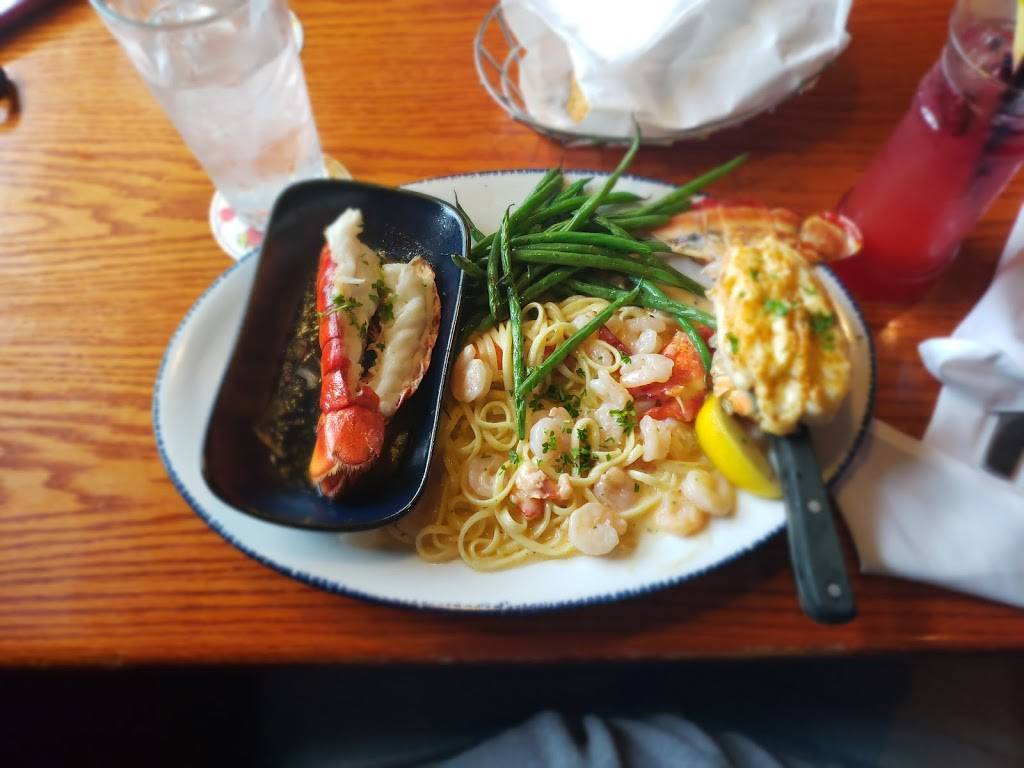 Red Lobster | restaurant | 13800 Hall Rd, Sterling Heights, MI 48313, USA | 5862476250 OR +1 586-247-6250