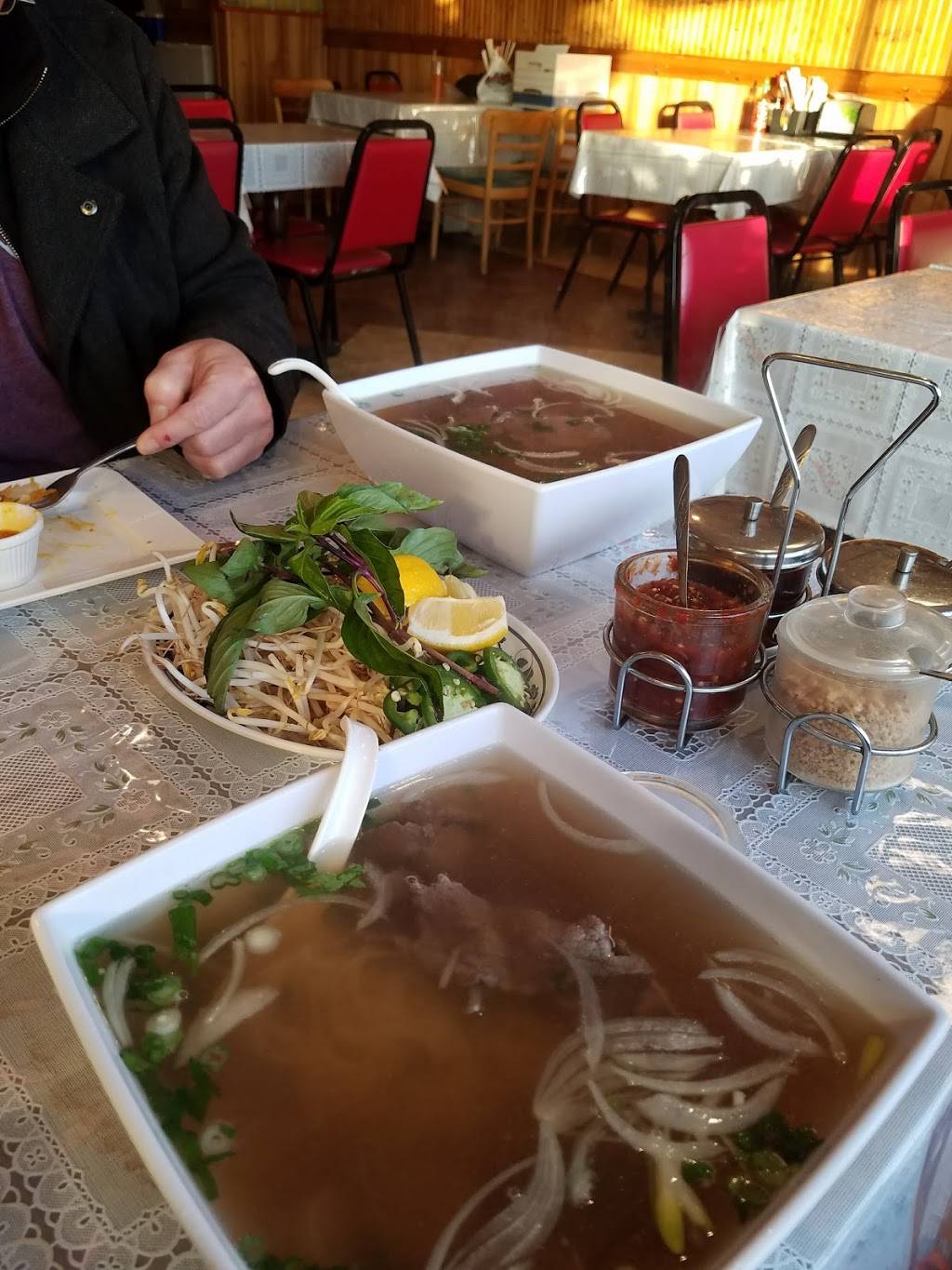 Asian Cuisine Tokyo Pho Thai | restaurant | 3420 Highland Rd, Waterford Twp, MI 48328, USA | 2487327905 OR +1 248-732-7905