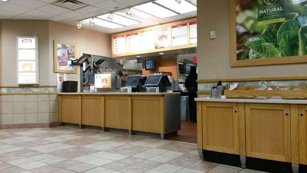 Wendys | restaurant | 9537 Mangham Dr, Cincinnati, OH 45215, USA | 5137335149 OR +1 513-733-5149