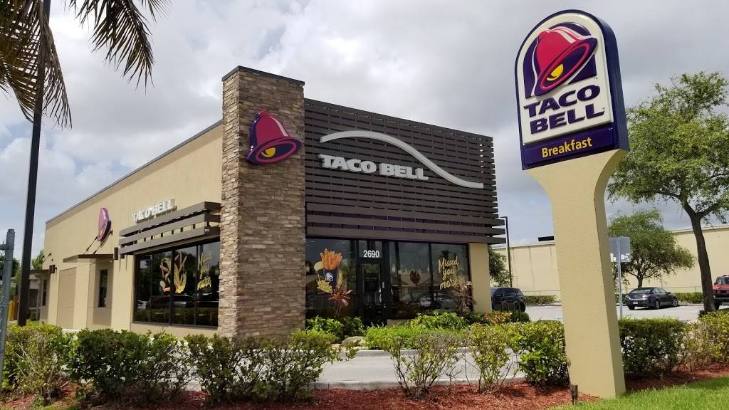 Taco Bell | meal takeaway | 2690 W 68th St, Hialeah, FL 33016, USA | 3058199208 OR +1 305-819-9208