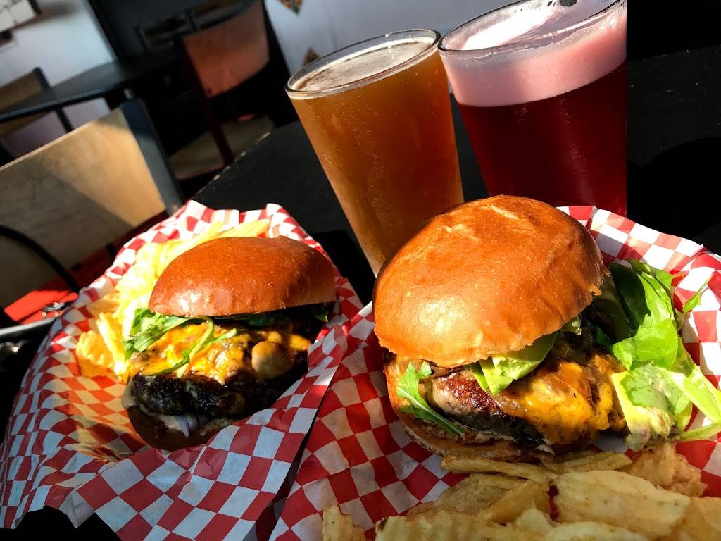 The Riders Club Cafe | restaurant | 1701 N El Camino Real, San Clemente, CA 92672, USA | 9493883758 OR +1 949-388-3758