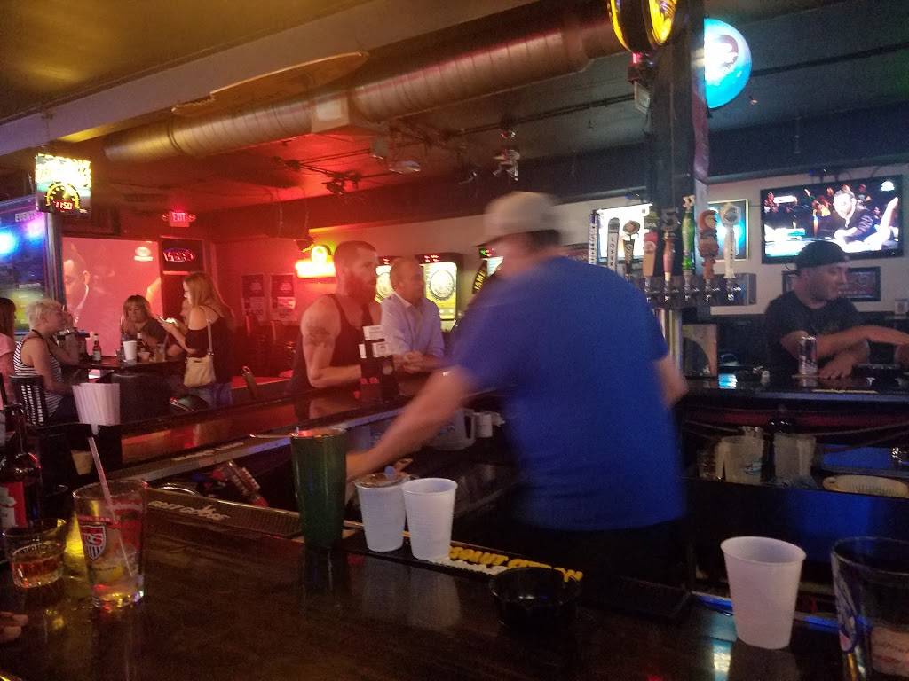 BS Bar And Grill | restaurant | 10471 St Charles Rock Rd, St Ann, MO 63074, USA | 3144234111 OR +1 314-423-4111