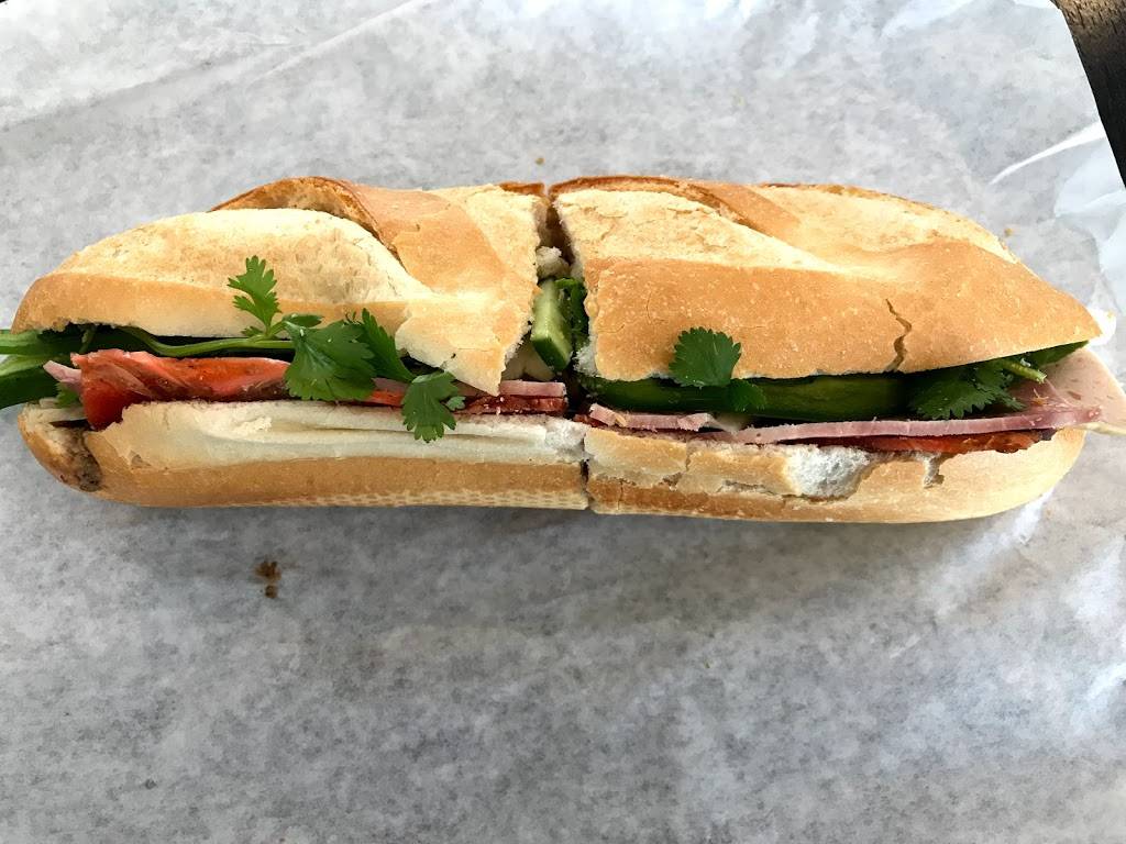 Thien Huong Sandwiches & Bakery | restaurant | 1631 E Capitol Expy #106, San Jose, CA 95121, USA | 4084993638 OR +1 408-499-3638