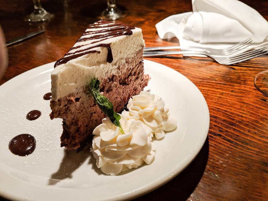 Smith Flat House | restaurant | 2021 Smith Flat Rd, Placerville, CA 95667, USA | 5306211003 OR +1 530-621-1003