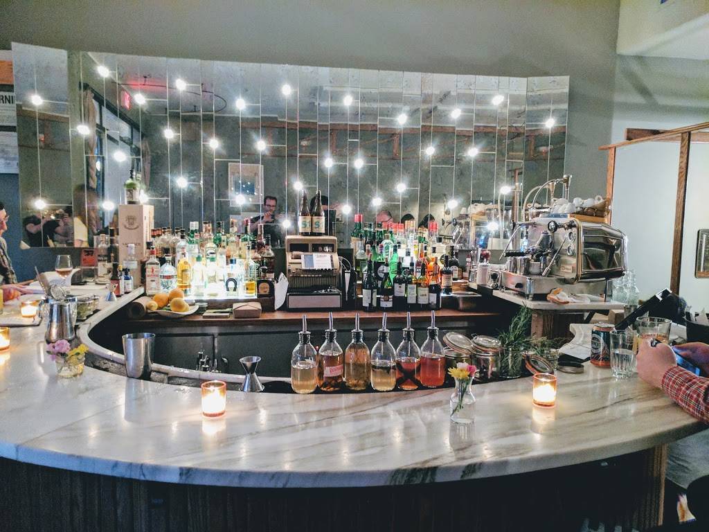 Le Fanfare | restaurant | 1103 Manhattan Ave, Brooklyn, NY 11222, USA | 3479874244 OR +1 347-987-4244