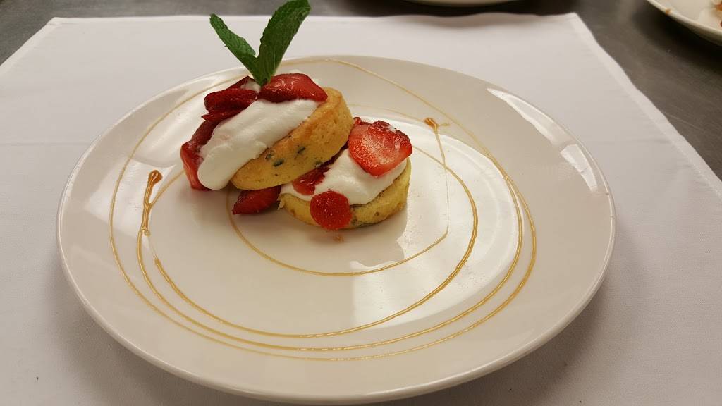 Swampers | restaurant | 10 Hightower Pl, Florence, AL 35630, USA | 2562463663 OR +1 256-246-3663