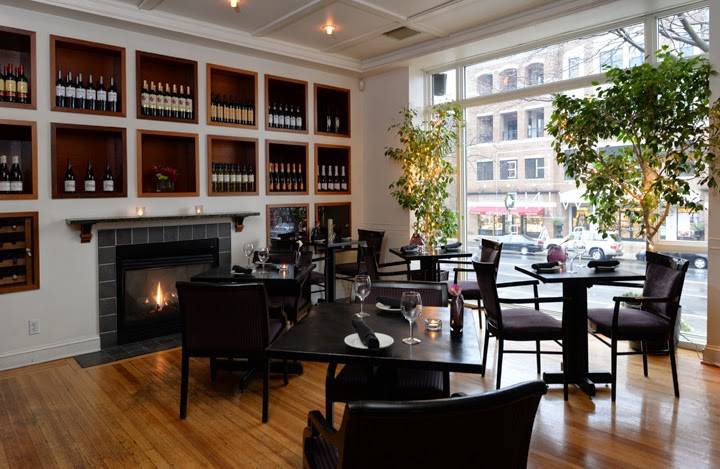 The Wine Bar | restaurant | 417 Broadway, Saratoga Springs, NY 12866, USA | 5185848777 OR +1 518-584-8777