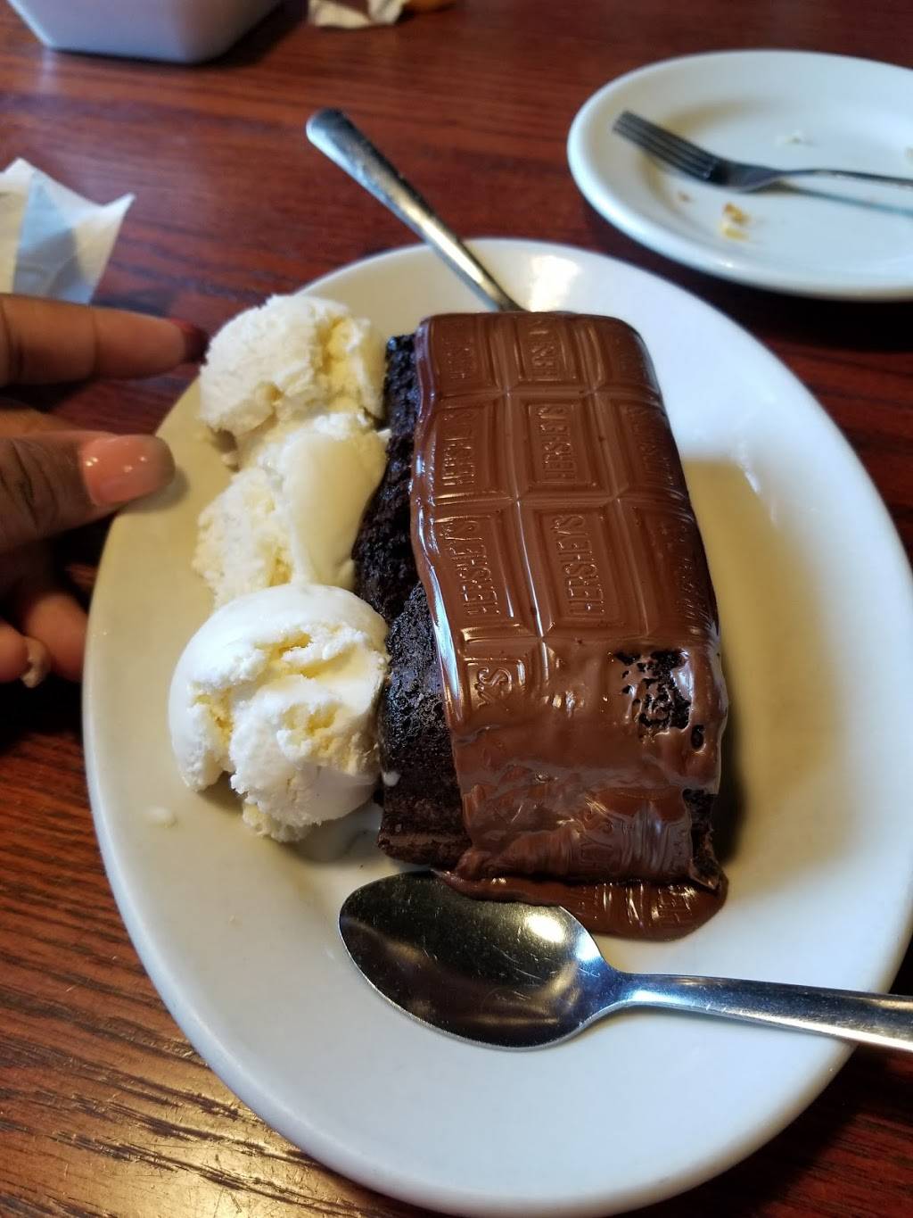 Texas Steakhouse & Saloon | restaurant | 2901 Raleigh Rd Pkwy W, Wilson, NC 27896, USA | 2522372199 OR +1 252-237-2199