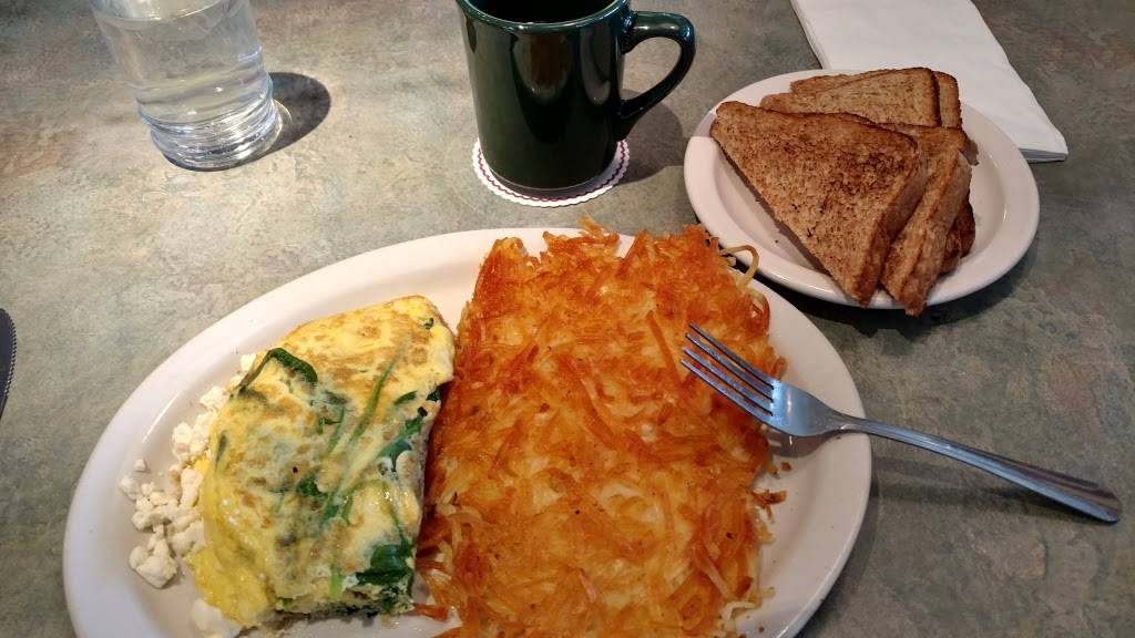 Rams Horn Restaurant | restaurant | 29220 Gratiot Ave, Roseville, MI 48066, USA | 5867771440 OR +1 586-777-1440