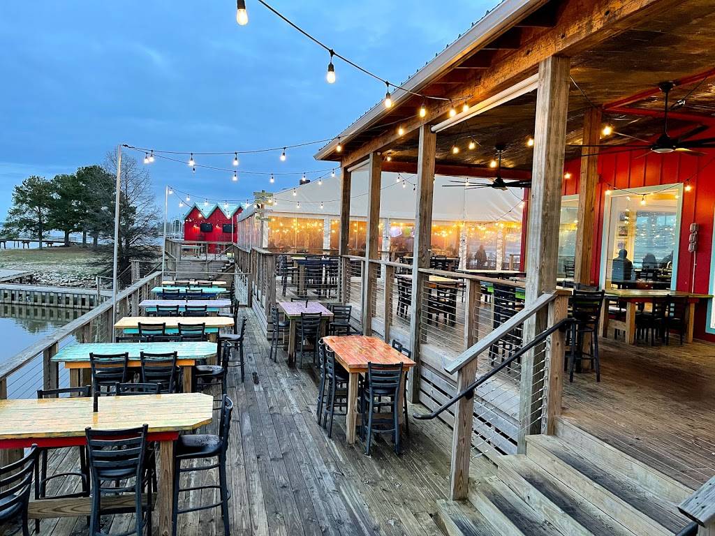 Shaggys on the Rez | restaurant | 1733 Spillway Rd, Brandon, MS 39047, USA | 6017242990 OR +1 601-724-2990