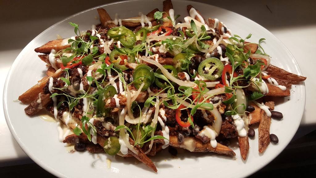 Distrito | restaurant | 3945 Chestnut St, Philadelphia, PA 19104, USA | 2152221657 OR +1 215-222-1657