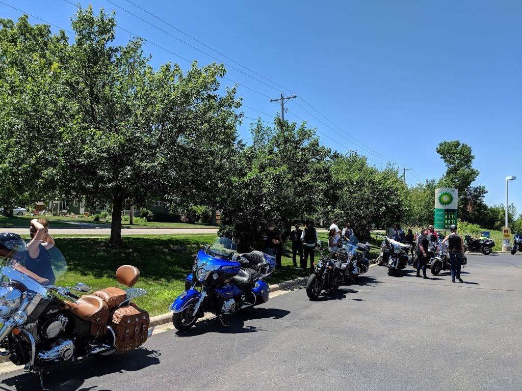 BP | restaurant | 134 W School St, Sharon, WI 53585, USA | 2627361400 OR +1 262-736-1400