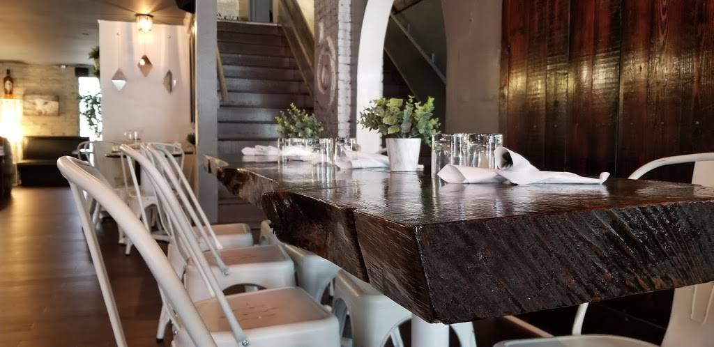 RUMCOW. | restaurant | 121 Grace St, Wilmington, NC 28401, USA | 9107694659 OR +1 910-769-4659