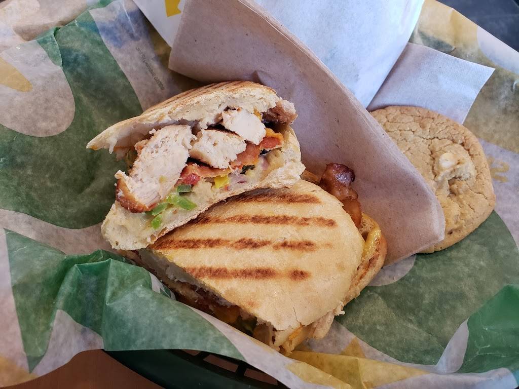 Subway | restaurant | 35 Brunel Rd Unit 1, Mississauga, ON L4Z 3E8, Canada | 9055010781 OR +1 905-501-0781