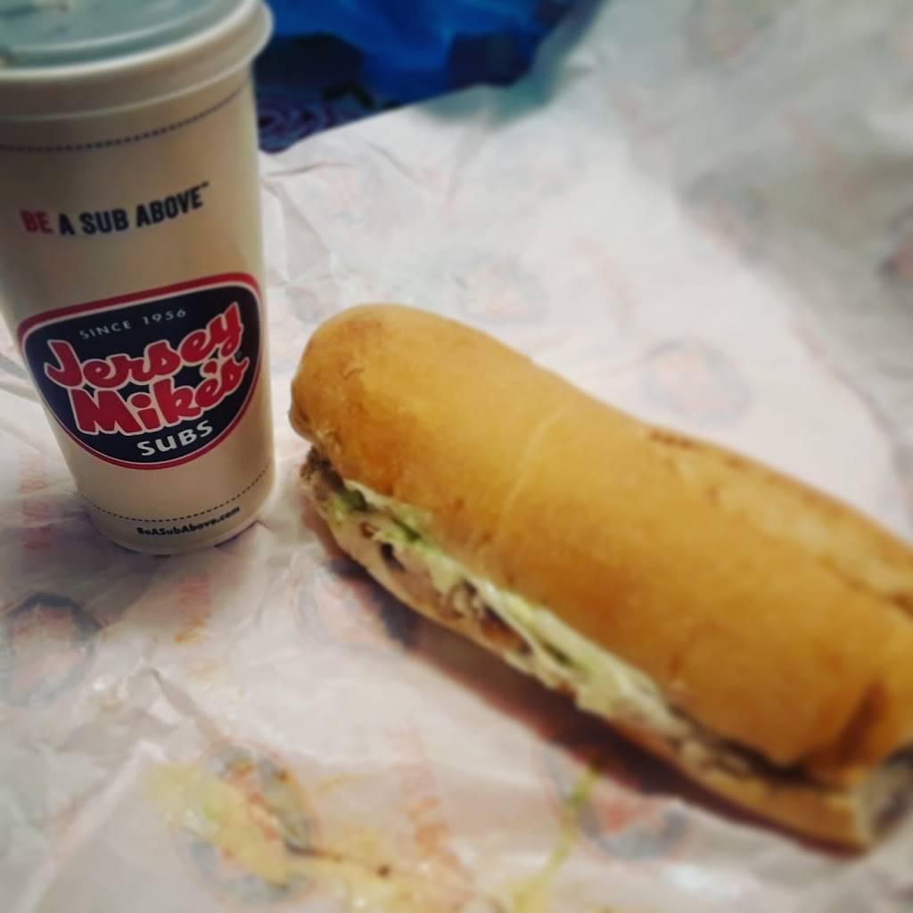 Jersey Mikes Subs | restaurant | 3362 Center Rd e10, Brunswick, OH 44212, USA | 3304603934 OR +1 330-460-3934