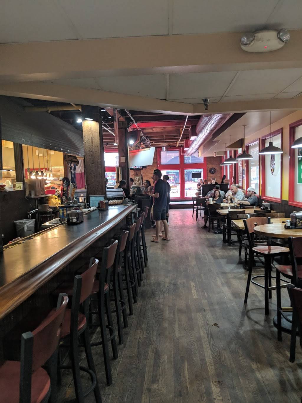 Sonny Bryans Smokehouse - West End | restaurant | 302 N Market St, Dallas, TX 75202, USA | 2147441610 OR +1 214-744-1610