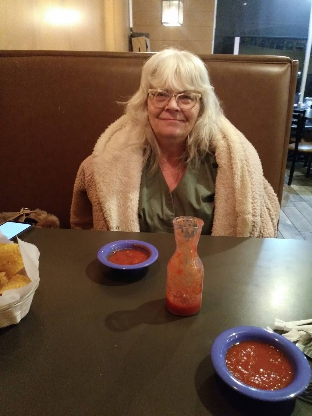 La Hacienda | restaurant | 24 E Monroe St, Buckner, MO 64016, USA | 8162493455 OR +1 816-249-3455