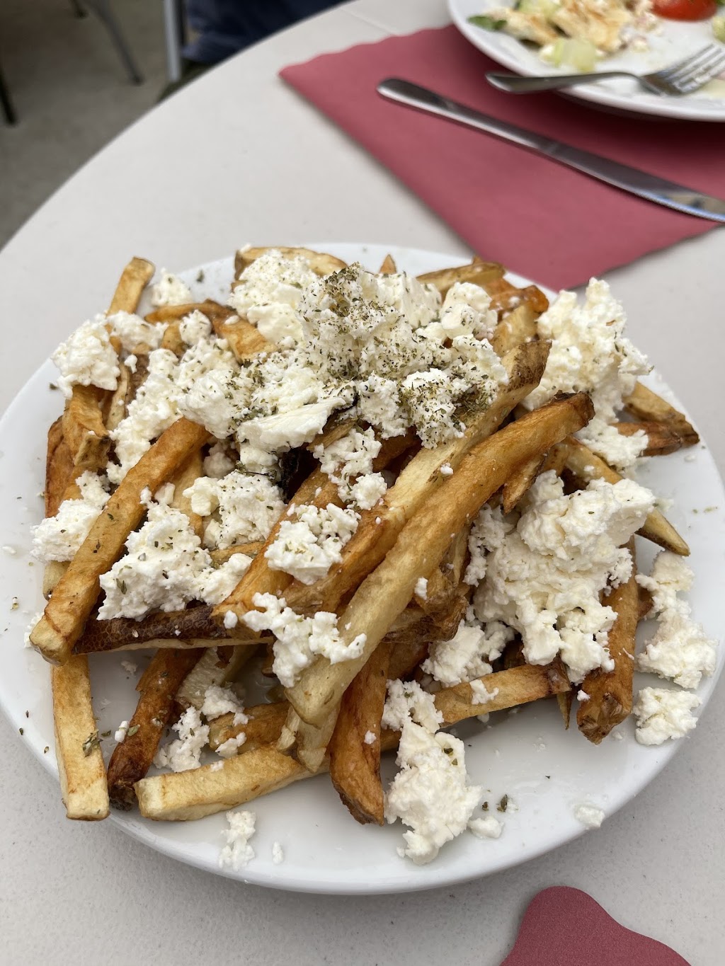 Louies Gyros | restaurant | 7720 3rd Ave, Brooklyn, NY 11209, USA | 3479097121 OR +1 347-909-7121