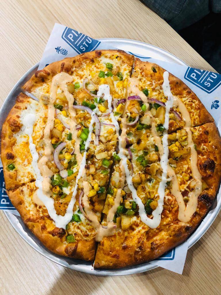 Pizza Studio | restaurant | 105 The Pond Rd Unit 100, North York, ON M3J 0K9, Canada | 6473519641 OR +1 647-351-9641