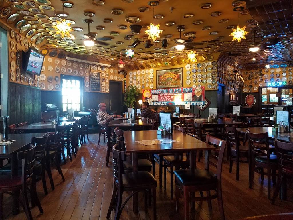 Flying Saucer Draught Emporium | restaurant | 14999 Montfort Dr, Dallas, TX 75254, USA | 9729917093 OR +1 972-991-7093