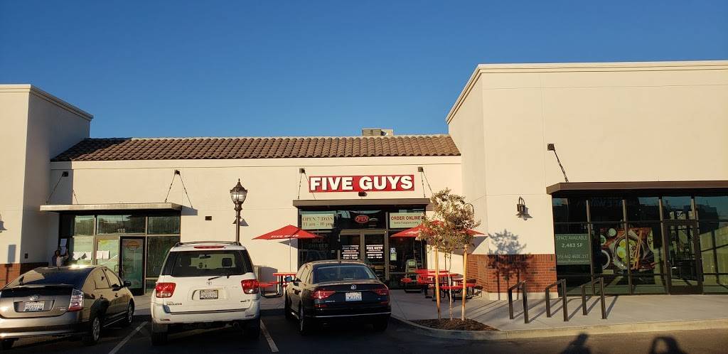 Five Guys | restaurant | 3660 Crocker Dr, Sacramento, CA 95818, USA | 2794440767 OR +1 279-444-0767