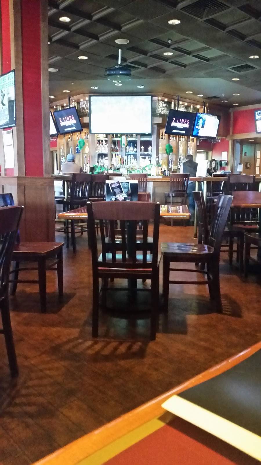 Fox & Hound | restaurant | 6051 SW Loop 820 Suite 322, Fort Worth, TX 76132, USA | 8174233600 OR +1 817-423-3600