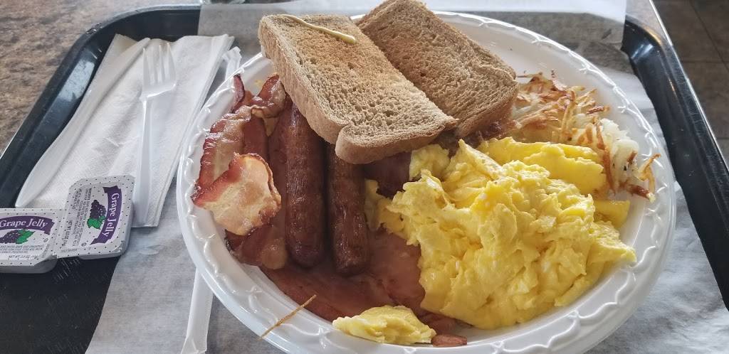 Capital Coney Island | restaurant | 8926 Eight Mile Rd, Ferndale, MI 48220, USA | 2485843773 OR +1 248-584-3773