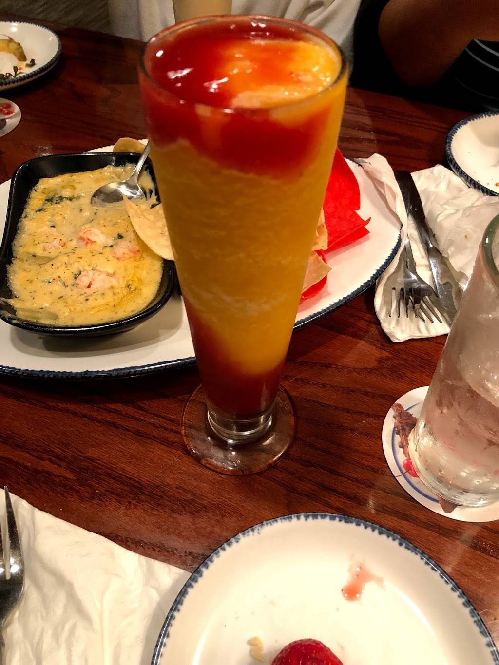 Red Lobster | restaurant | 2080 Sam Rittenberg Blvd, Charleston, SC 29407, USA | 8437637345 OR +1 843-763-7345