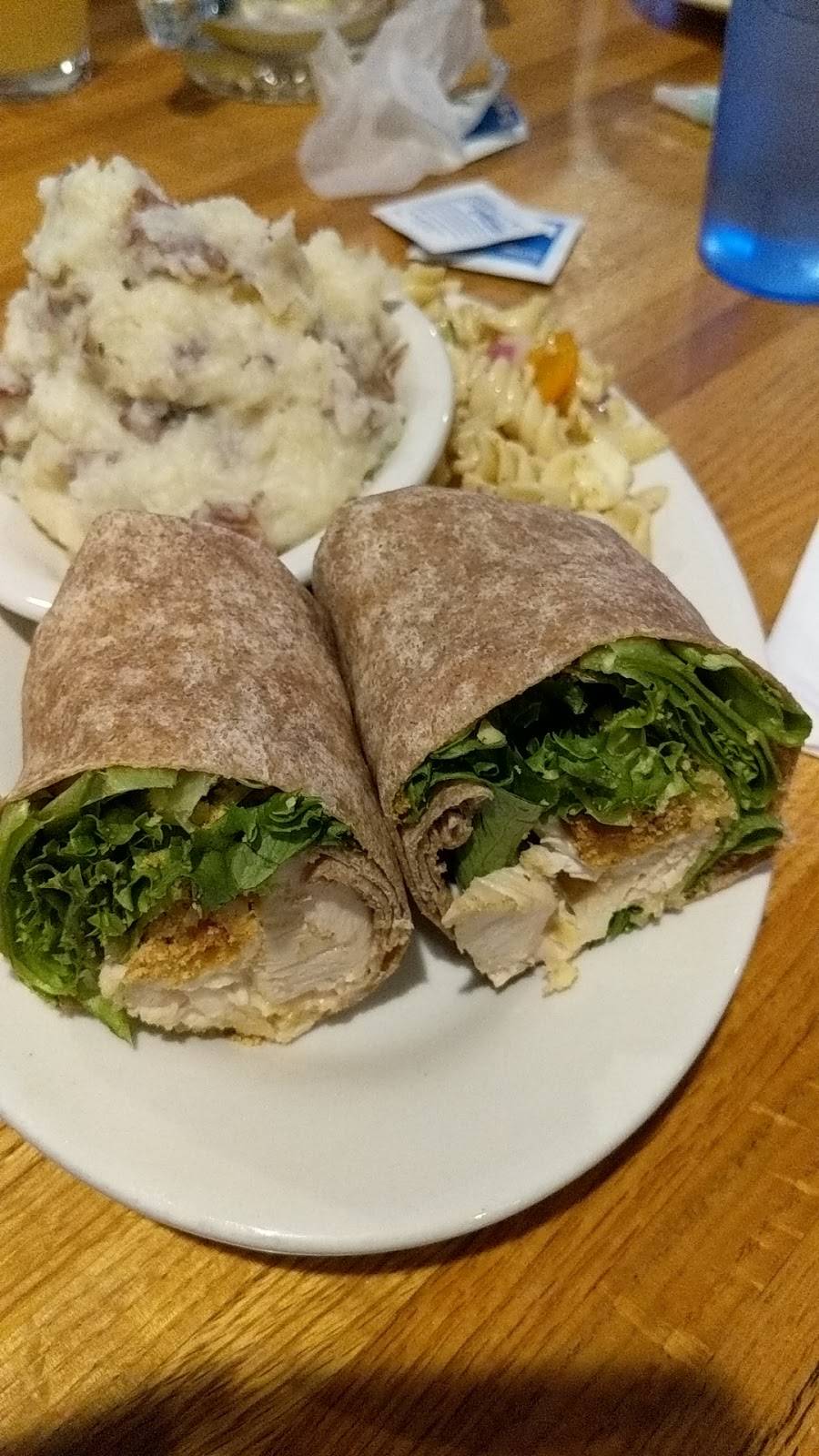 Stockhouse Restaurant & Sports | restaurant | 506 Main St, Westbrook, ME 04092, USA | 2078545600 OR +1 207-854-5600