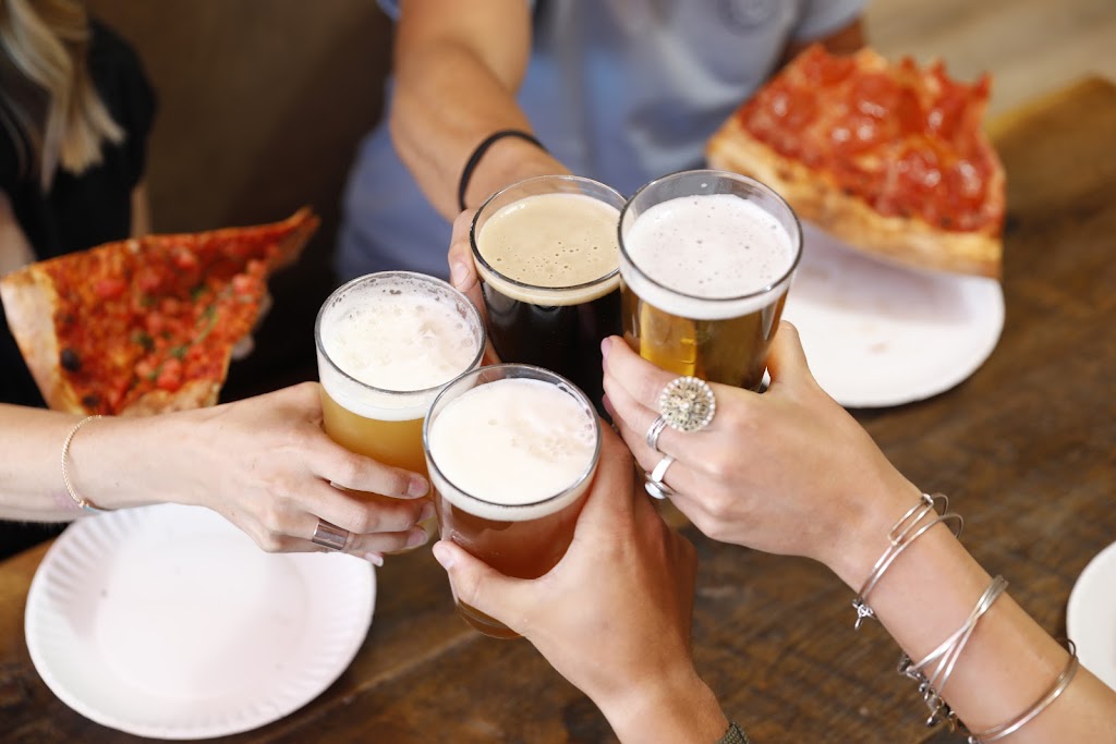 Fat Sullys Pizza- Kansas City | restaurant | 4144 Pennsylvania Ave, Kansas City, MO 64111, USA | 8168007816 OR +1 816-800-7816