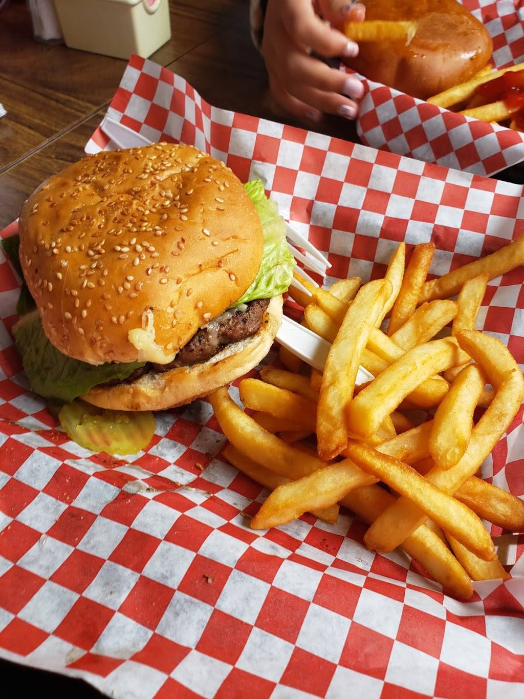 J Js Homemade Burgers | meal takeaway | 100 The Alameda, San Juan Bautista, CA 95045, USA | 8316231748 OR +1 831-623-1748