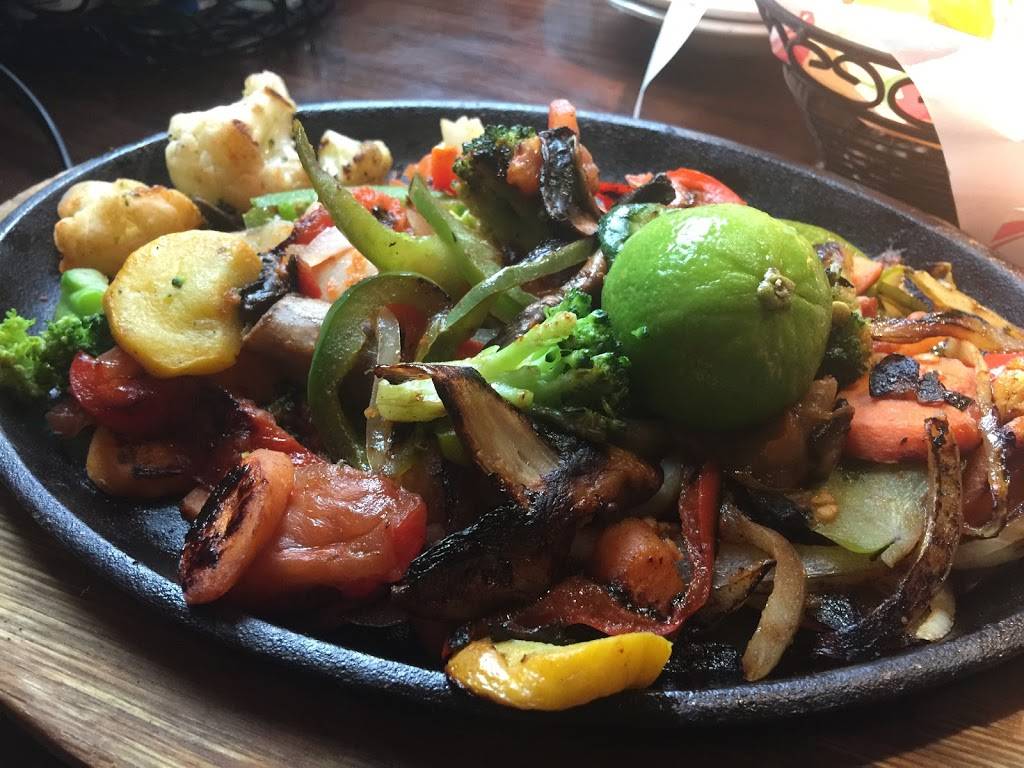 El Tequila | restaurant | 8118 S Memorial Dr # A, Tulsa, OK 74133, USA | 9184597677 OR +1 918-459-7677