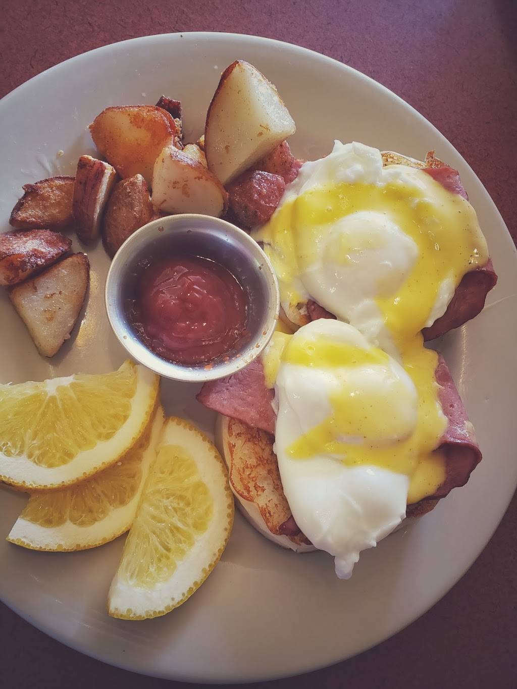 Serendipity Cafe | restaurant | 664 Main St, Dunedin, FL 34698, USA | 7274839233 OR +1 727-483-9233