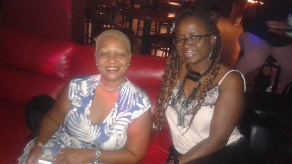 Cloud 9 Bar and Grill | night club | 7126 Stirling Rd, Hollywood, FL 33024, USA | 9544993525 OR +1 954-499-3525