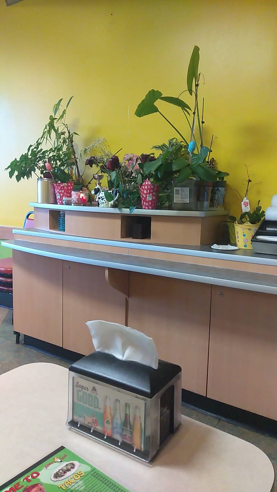 Jonnys Tacos | restaurant | 133 S Weber Rd, Bolingbrook, IL 60490, USA | 6303789101 OR +1 630-378-9101