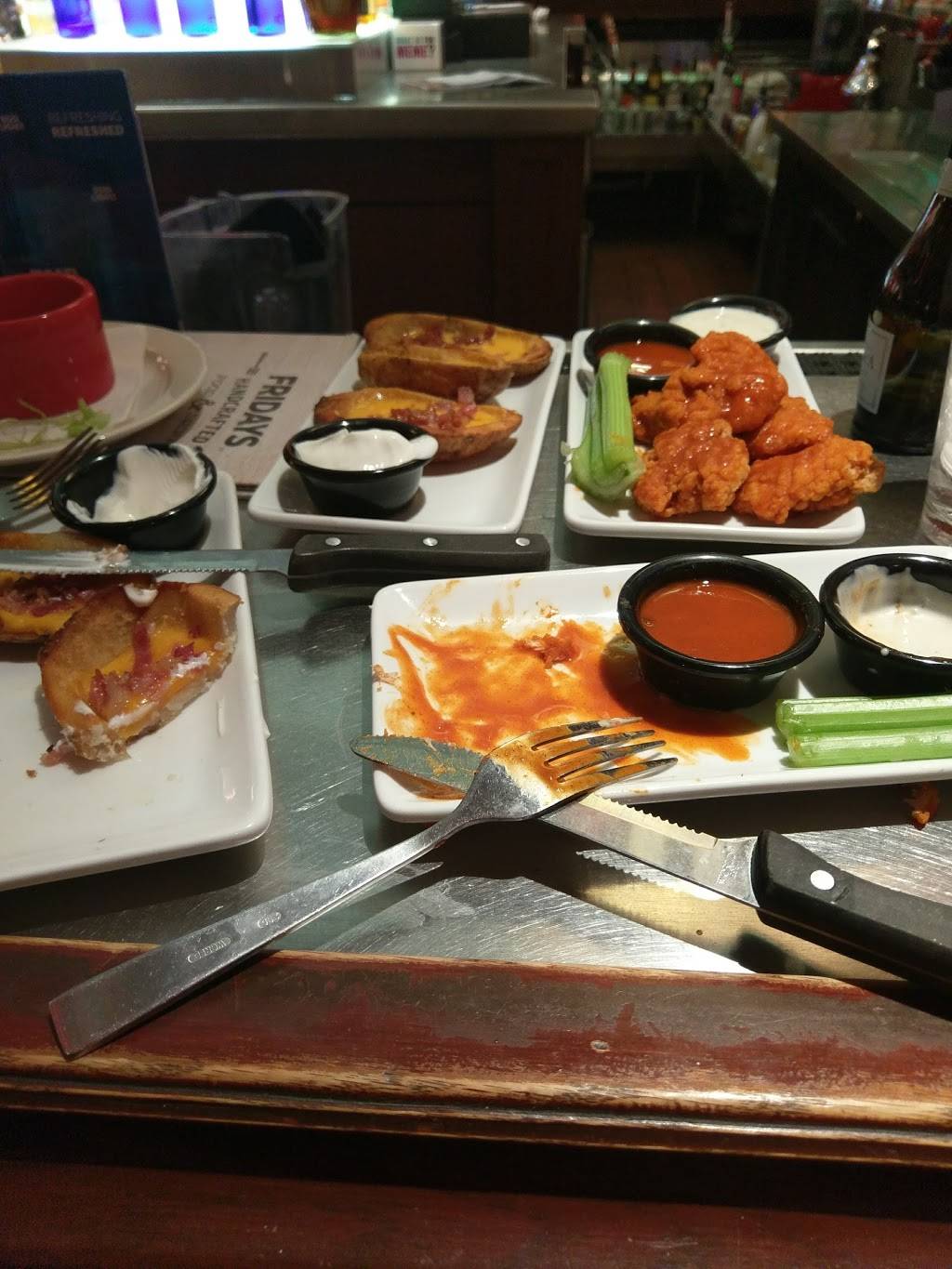 TGI Fridays | restaurant | 30115 Detroit Rd, Westlake, OH 44145, USA | 4408998443 OR +1 440-899-8443