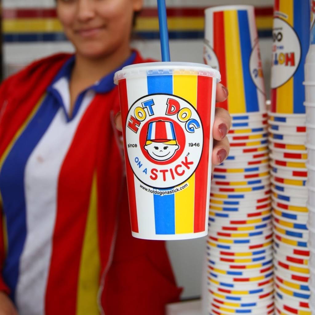 Hot Dog on a Stick | restaurant | 3146 Mission Blvd C, San Diego, CA 92109, USA | 8583815251 OR +1 858-381-5251