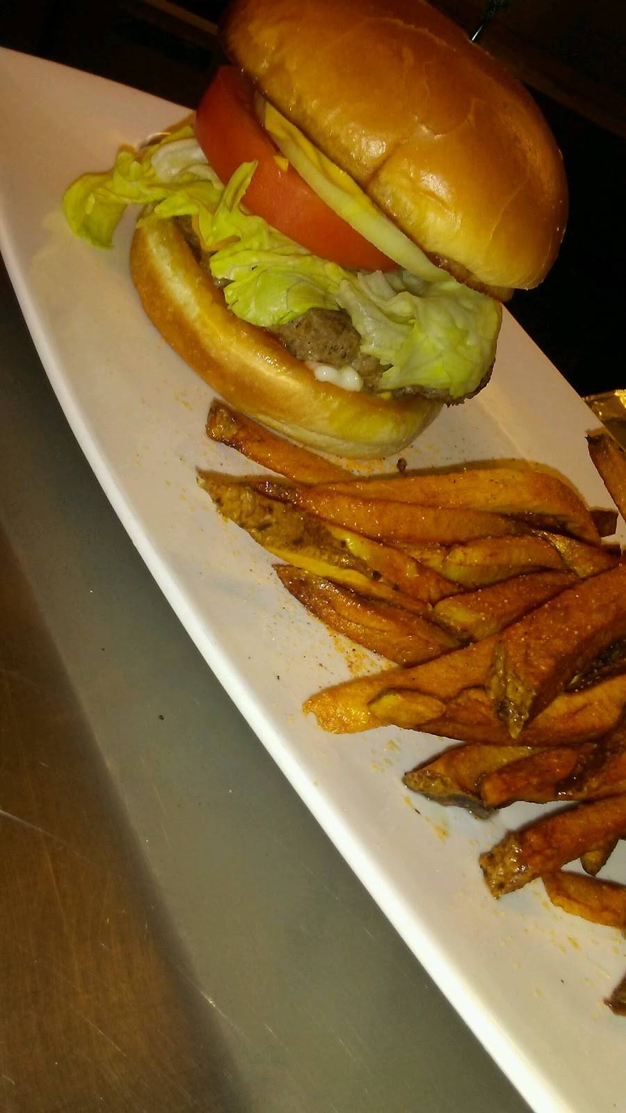 wings 18 | restaurant | 2329 Romig Rd, Akron, OH 44320, USA | 2347065211 OR +1 234-706-5211