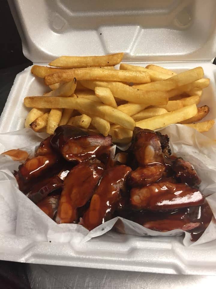 Vets Cafe | restaurant | 701 Riverview Dr, Kalamazoo, MI 49007, USA | 2693650779 OR +1 269-365-0779