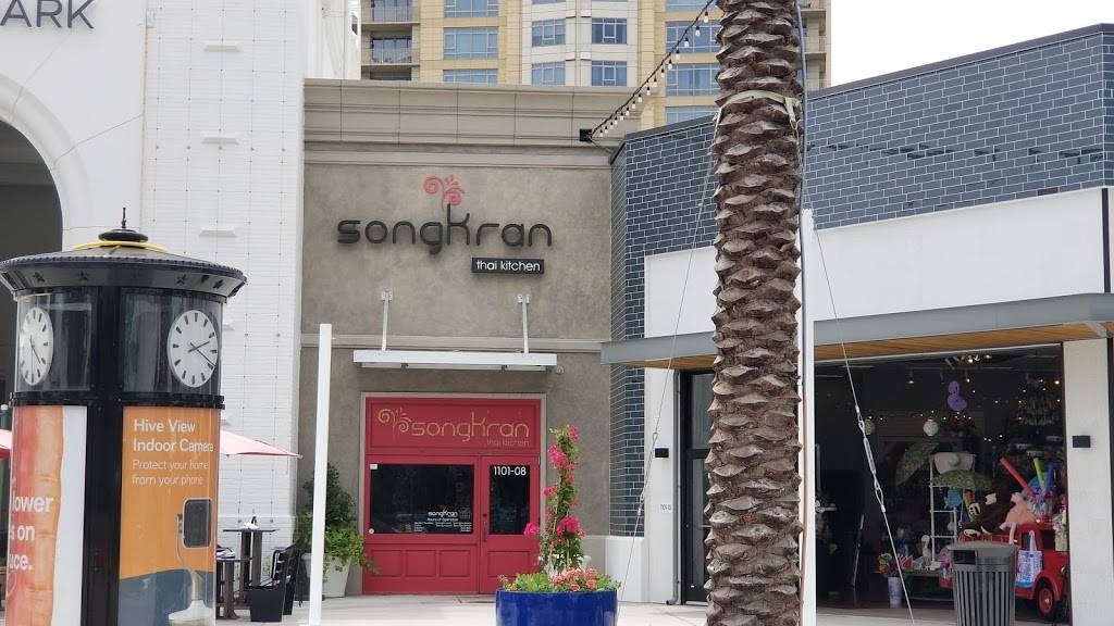 Songkran Thai Kitchen | restaurant | 1101 Uptown Park Blvd #8, Houston, TX 77056, USA | 7139939096 OR +1 713-993-9096