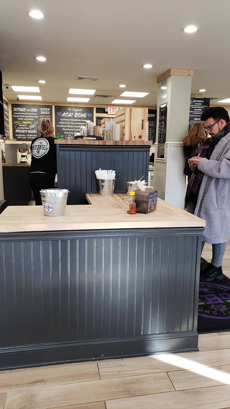 SoBol Farmingdale | cafe | 155 b Main St, Farmingdale, NY 11735, USA | 5165880500 OR +1 516-588-0500