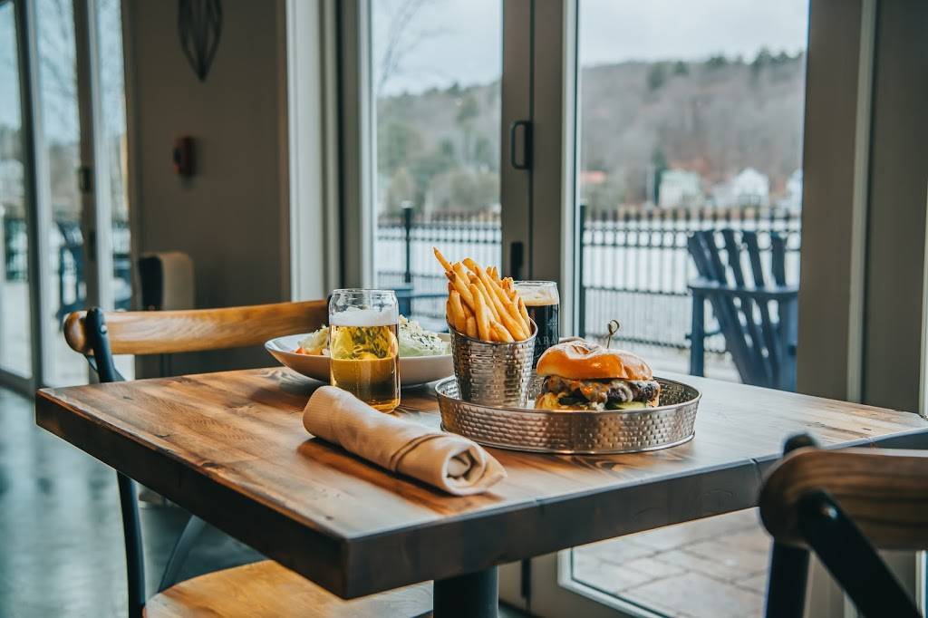 Boathouse Saranac Lake Pub | restaurant | 250 Lake Flower Ave, Saranac Lake, NY 12983, USA | 5186194050 OR +1 518-619-4050
