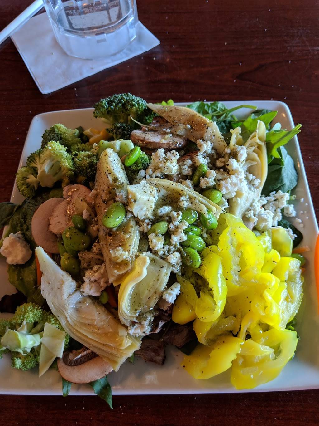 Ruby Tuesday | restaurant | 1355 Boxwood Terrace, Bedford, VA 24523, USA | 5405875770 OR +1 540-587-5770