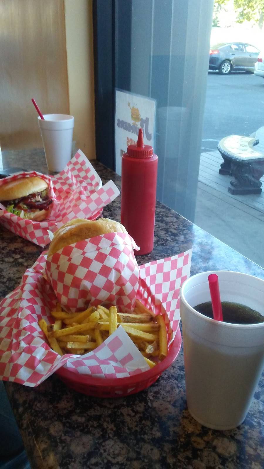 JS Burgers | restaurant | 747 Spring St, Paso Robles, CA 93446, USA | 8052267354 OR +1 805-226-7354