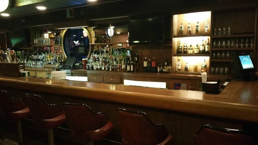 Callahans Irish Pubs | restaurant | 1061 Mahoning Ave, Warren, OH 44483, USA | 3303947200 OR +1 330-394-7200